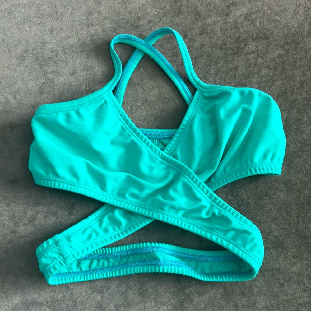 2nd Skin Cali Top. Crisscross front. wrap around torso. Color- green. Size- S